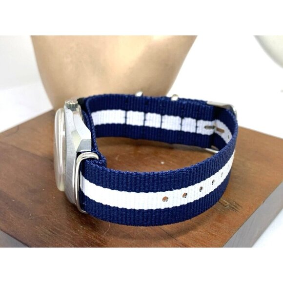 Sekonda Men's Watch Vintage USSR Automatic Blue Dial Date Nylon Strap 36mm - Picture 9 of 14